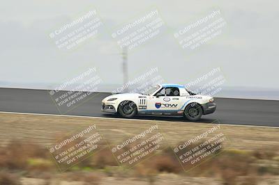 media/Jan-26-2025-CalClub SCCA (Sun) [[cfcea7df88]]/Group 1/Race/